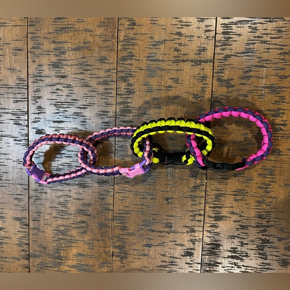 Handcrafted, Purple & Pink Paracord Bracelet - Picture 7 of 7